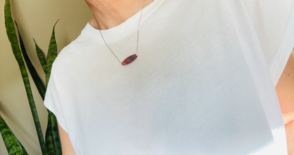 Agate oval gemstone platinum necklace